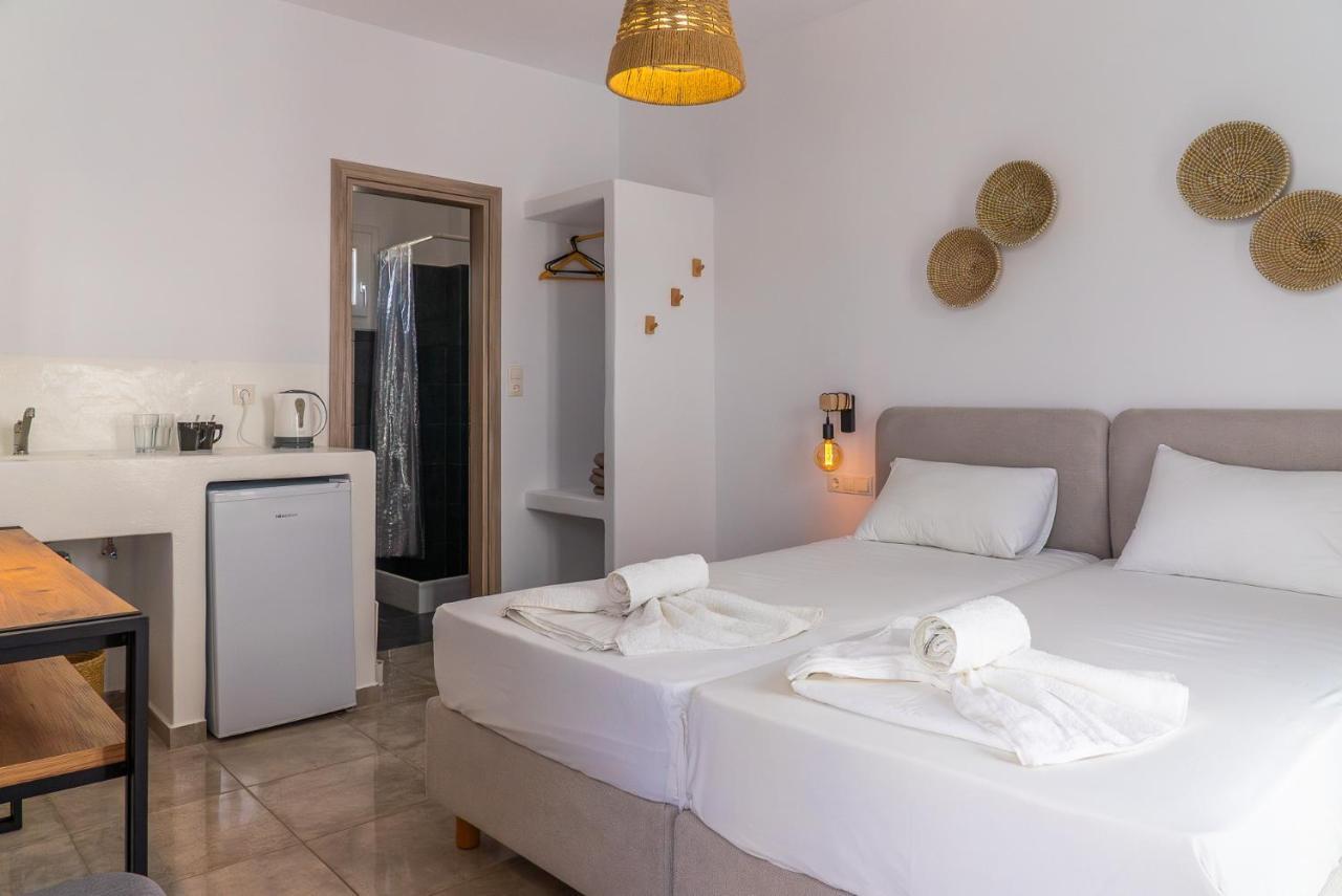 Eleftheria Studios Antiparos Town Exterior foto